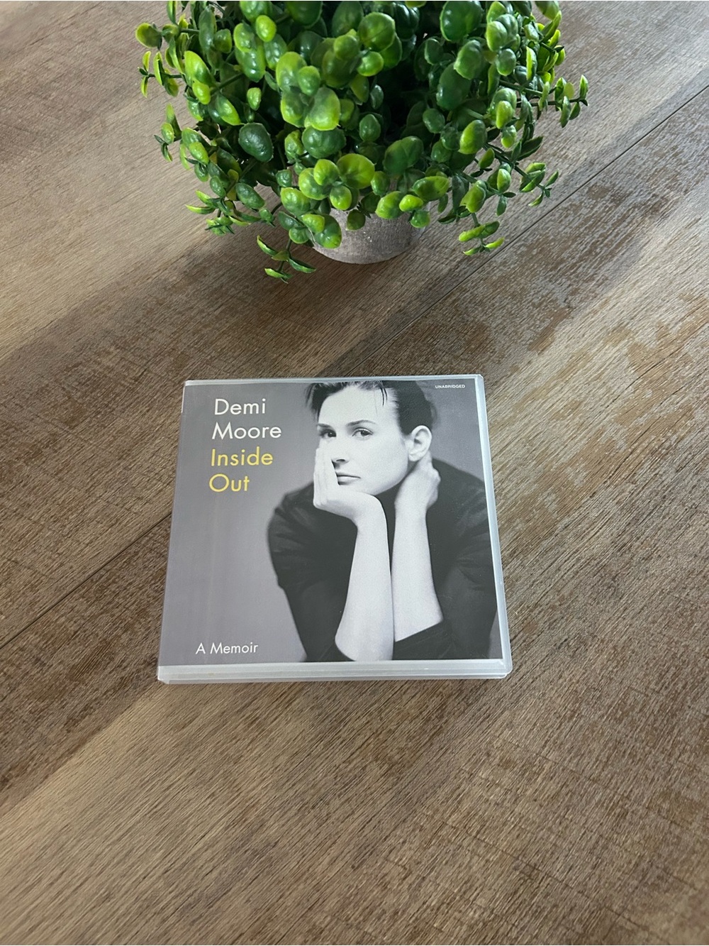Demi Moore Inside Out Audiobook CD - Memoir (Gray/Black)